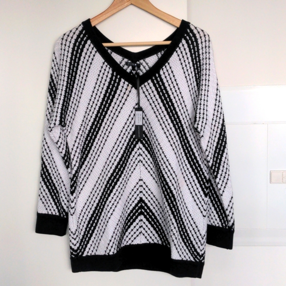 NWT Bylyse Sweater Striped